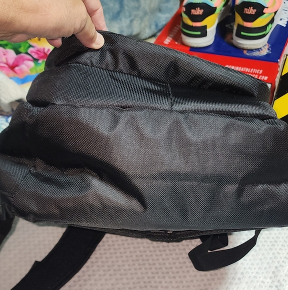 TRAVELERS CHOICE NWOT UNISEX BACKPACK TRAVEL BAG LAPTOP - Picture 8 of 8